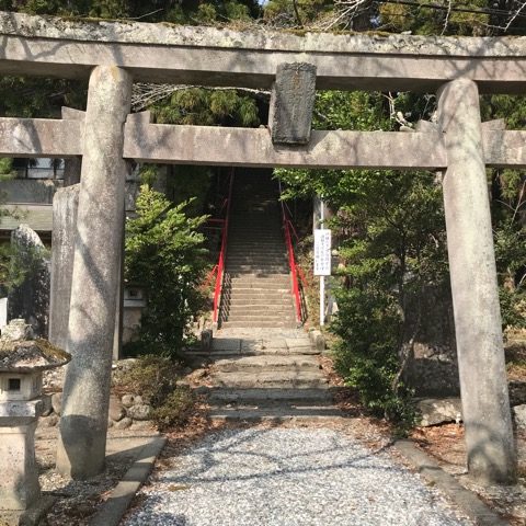 諏訪神社 愛子